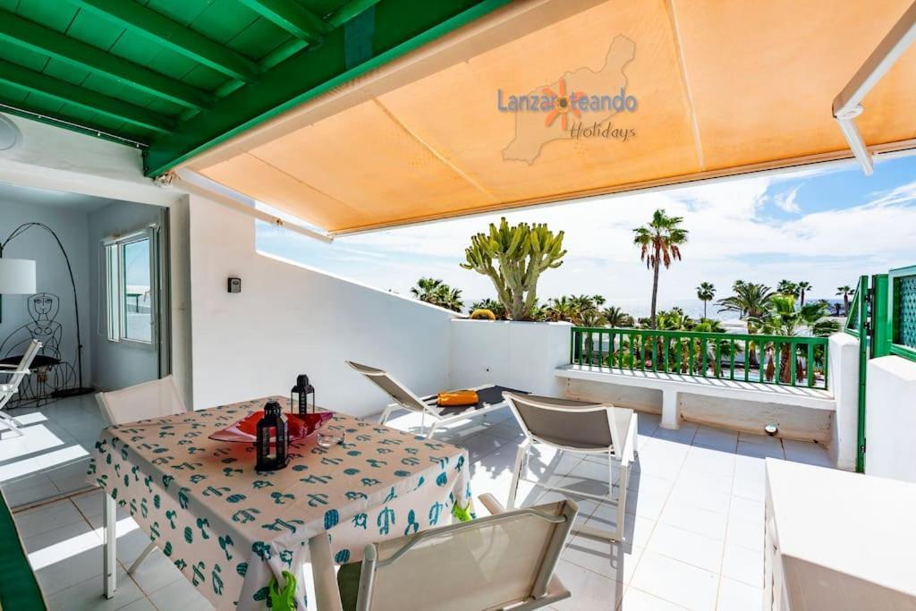Apartment Atico La Deliziosa Vivienda Vacational With Sea View